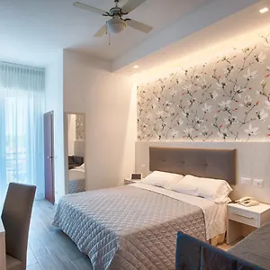 https://hotel-mirabel.emilia-romagnahotels.net